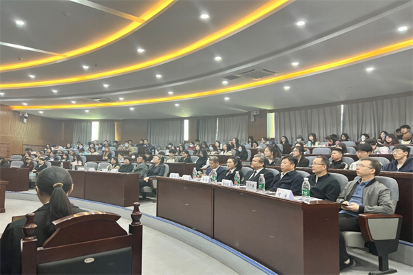 知识产权宣传周学校举办知识产权案件模拟法庭活动1322.png