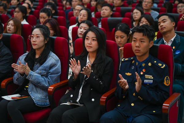 LIU_0550.JPG